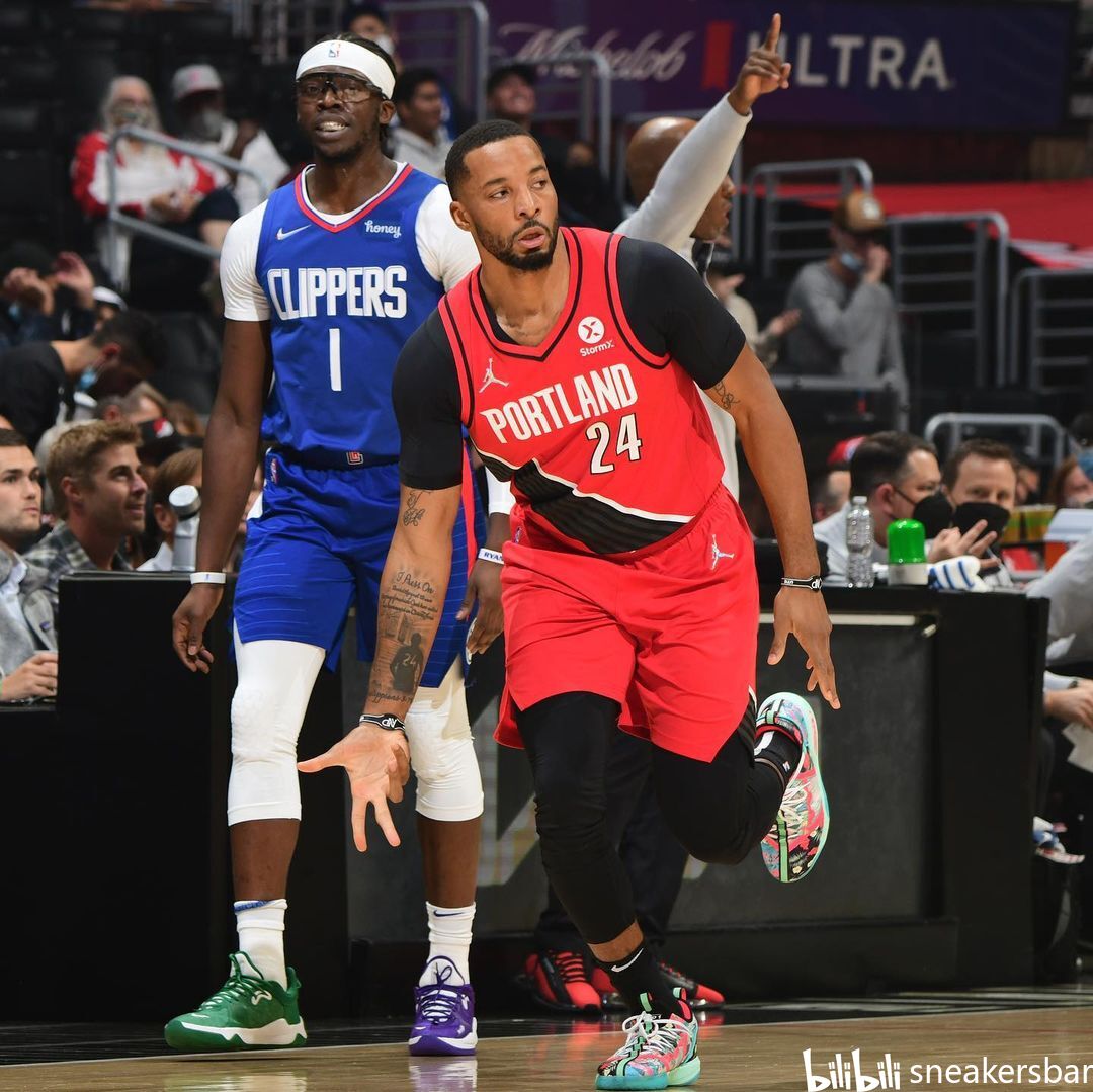 具商业头脑 具商业头脑